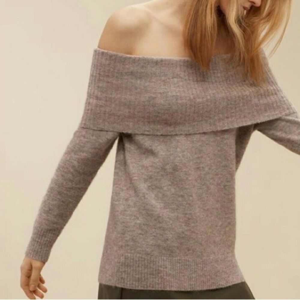 NWOT Aritzia WILFRED FREE Faretta Sweater Off Shoulder